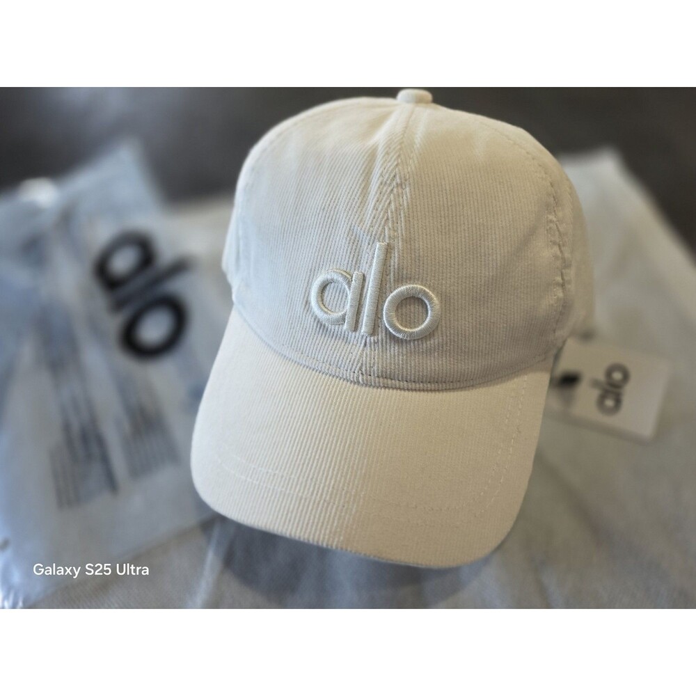 Aló Unisex Hat Ivory New